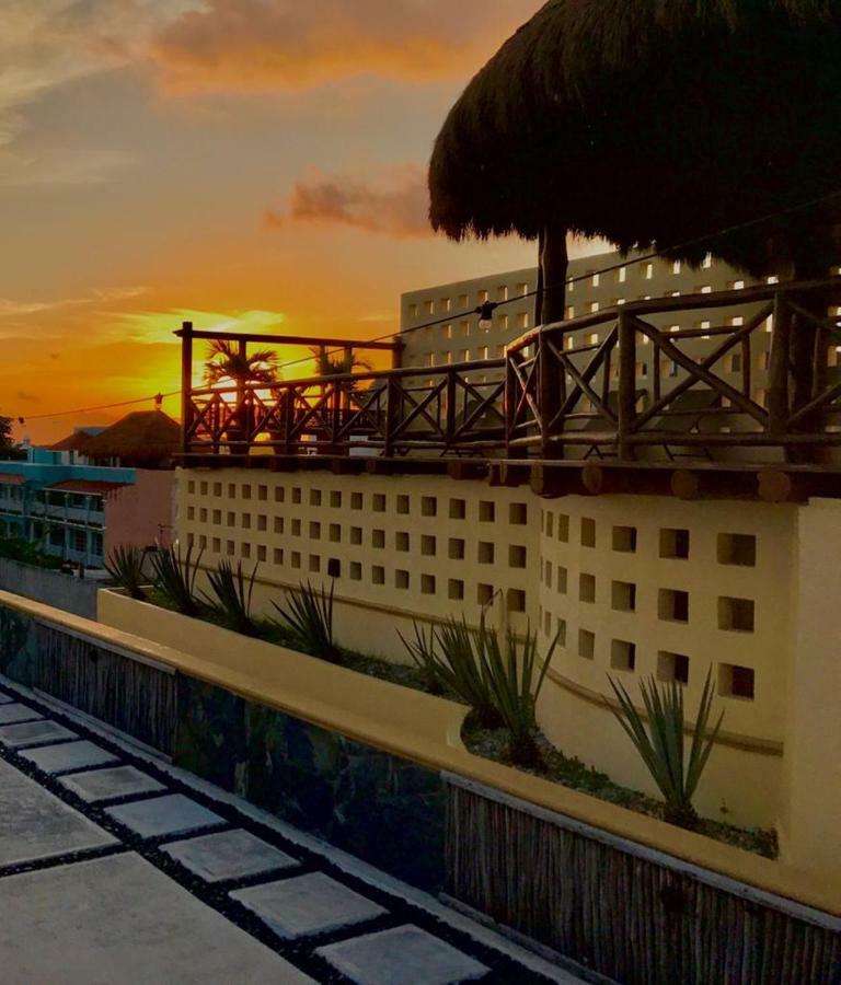 Hotel Cielo Playa del Carmen Exterior photo